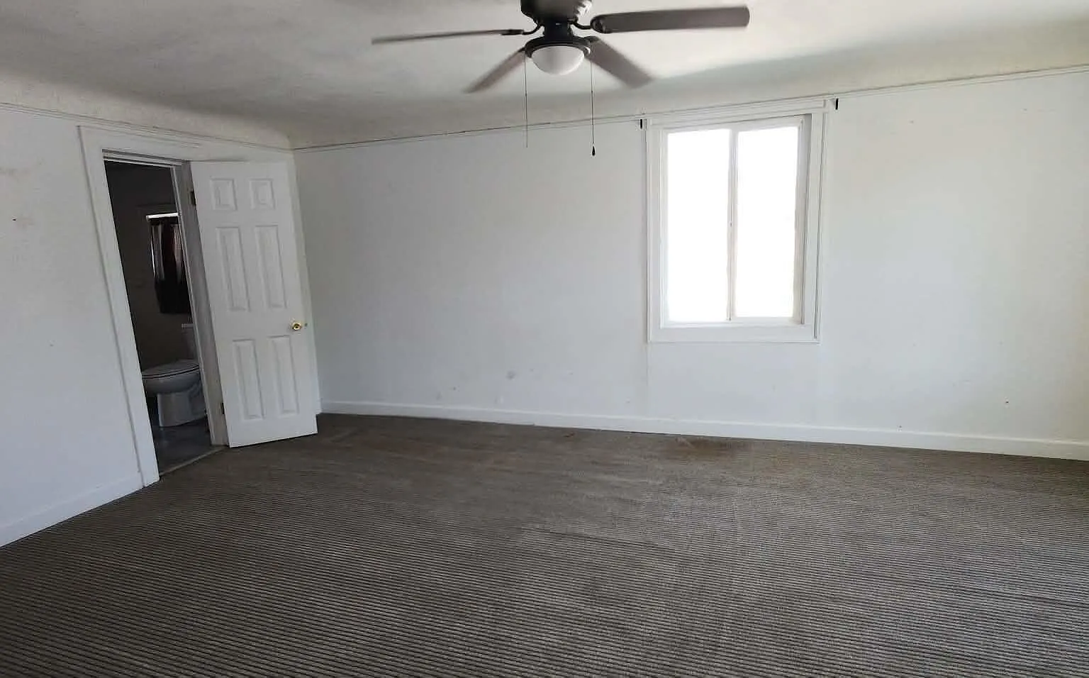 2 bed, 1.0 bath, 754 sqft, $1,100 — Photo 3