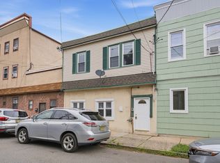71 E 22nd St Floor 2, Bayonne, NJ 07002