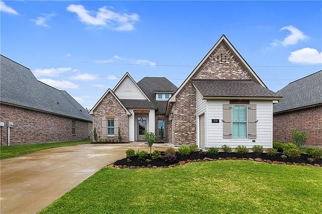 1st image of 3718 Willow Wood Dr