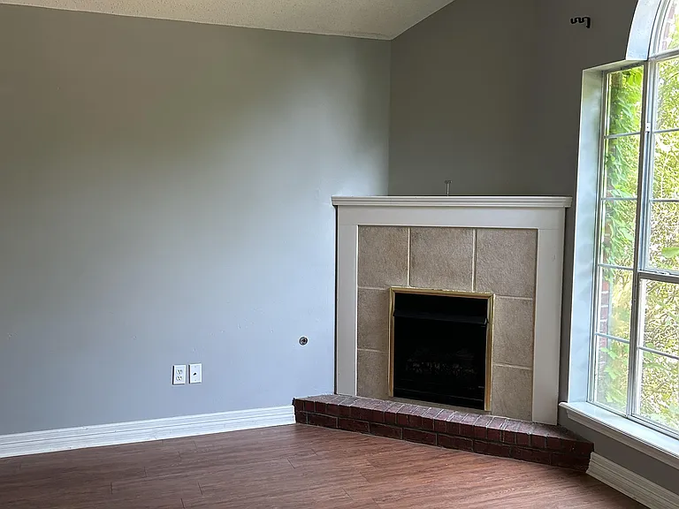 1309 W Kentucky Ave — Photo 13