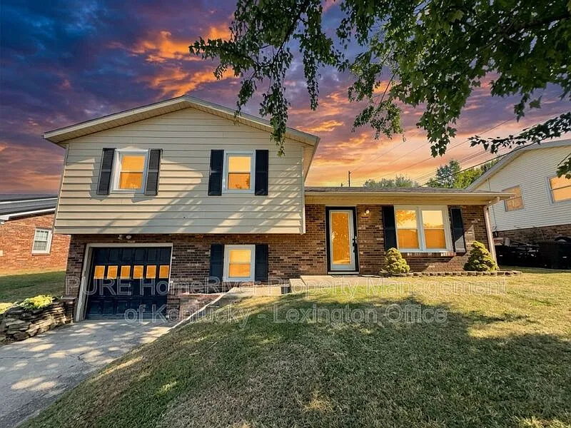 106 Hammons Dr