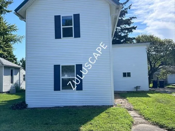 216 S Academy Ave, Spiceland, IN 47385
