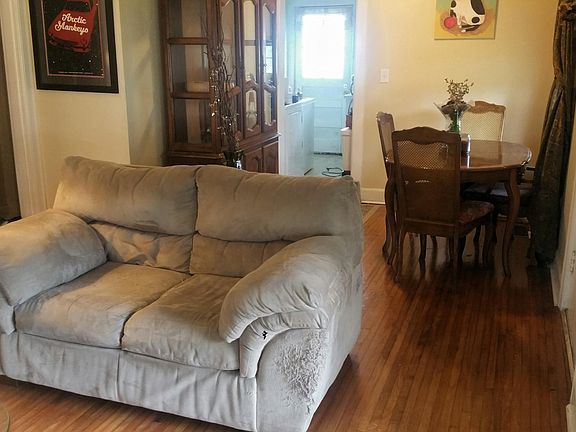 View towards Kitchen