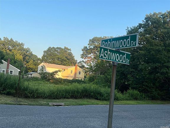 4th image of 33 Ashwood Drive