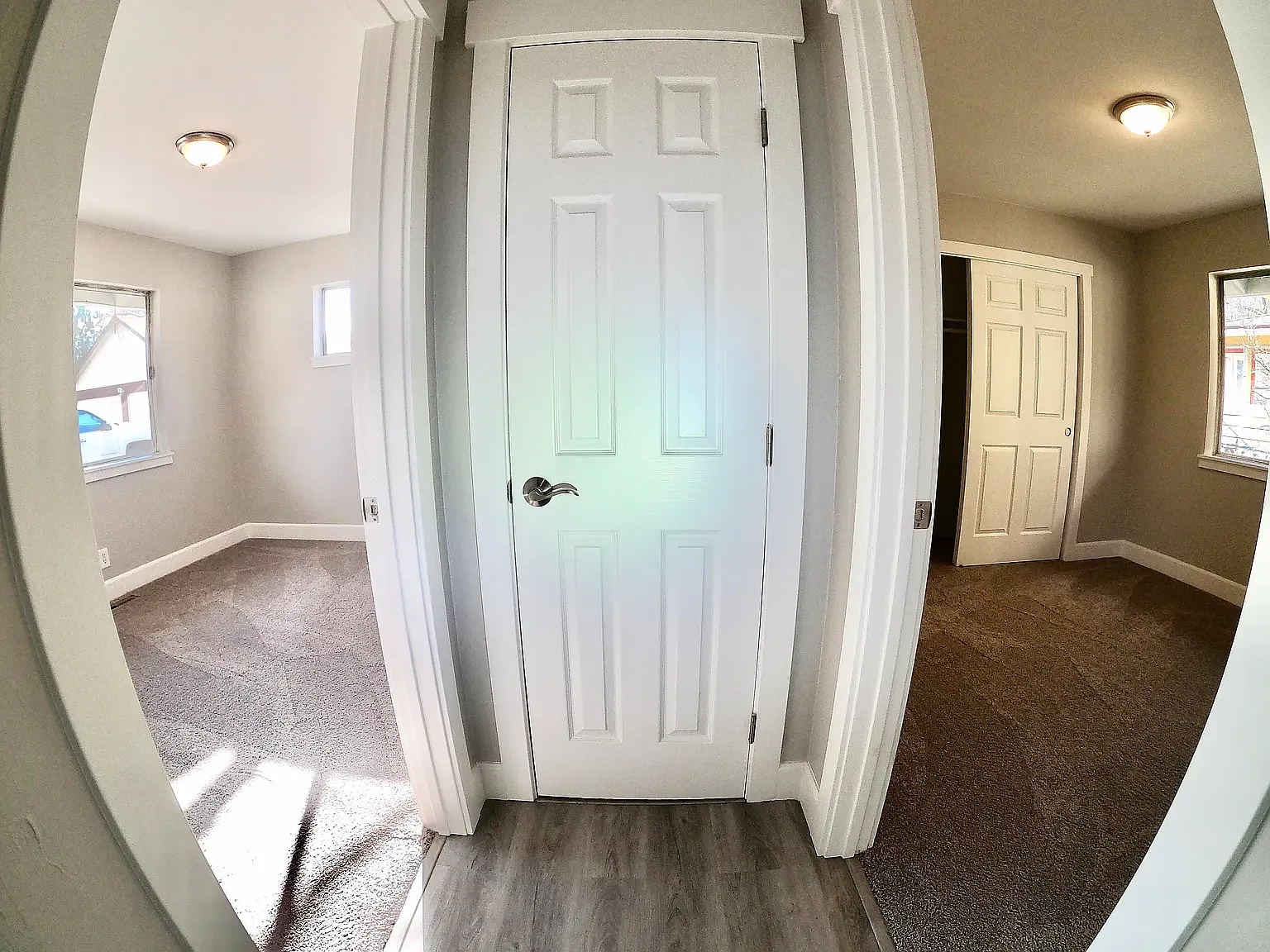 1227 Gordon Ave — Photo 4