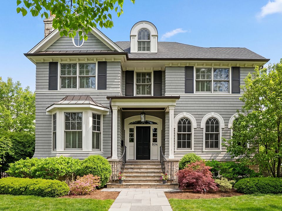 1st image of 804 Greenwood Ave