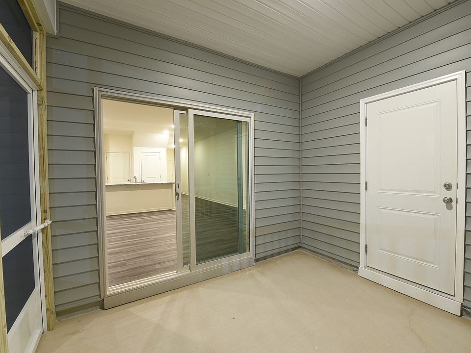 Screened in Porch