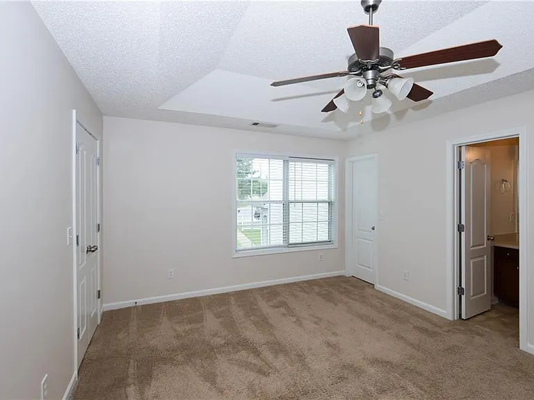 7705 Commerce Ct — Photo 20