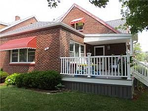 1st image of 80 Leonard St