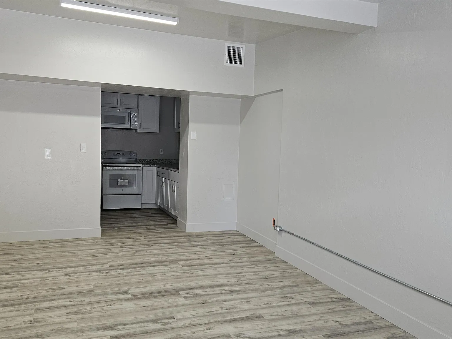 1180 Cove View Road - 1 — Photo 2