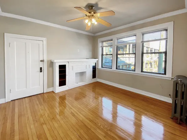 2119 W North Ave #3R, Chicago, IL 60647