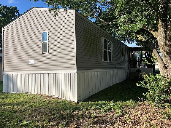 3rd image of 117 Oak Trl