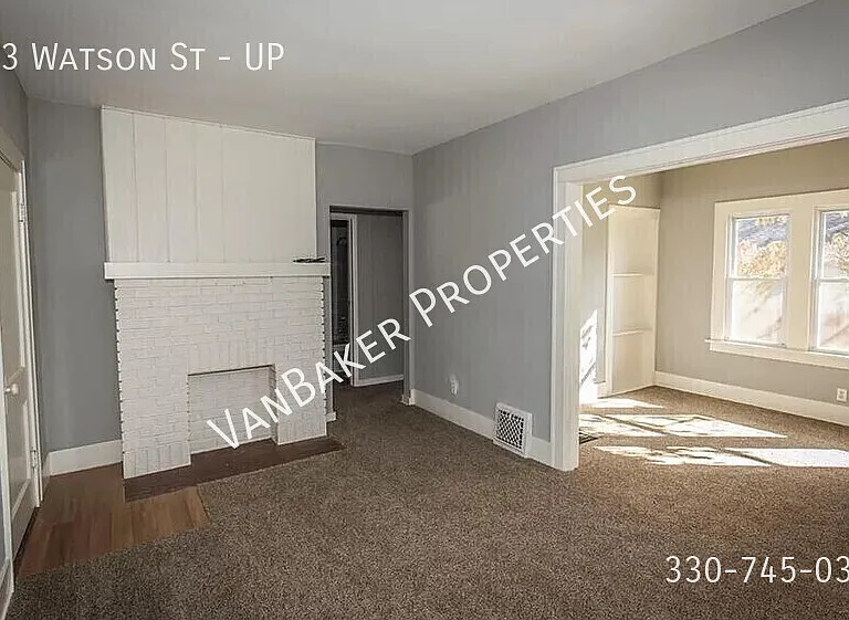 243 Watson St #UP — Photo 2