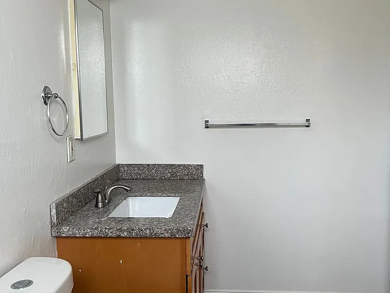 1911 Wildwood Way #2 — Photo 11