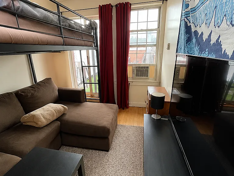 154 Orchard St #19 — Photo 4