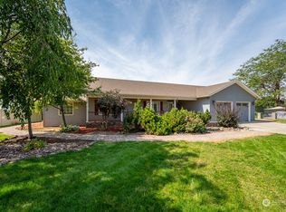 4892 Bluff Dr NE, Moses Lake, WA 98837
