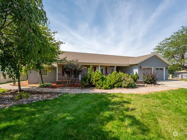4892 Bluff Drive NE, Moses Lake, WA 98837