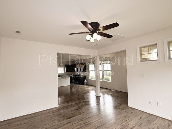 4th image of 10506 Marions Way