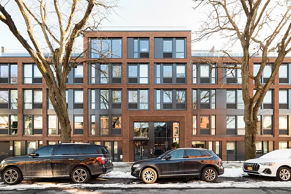 Rented by Twin Group | media 43