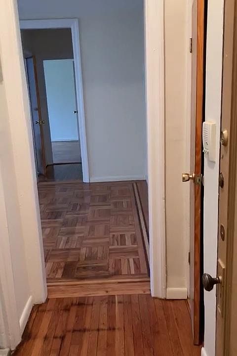 1st image of 1076 Edison Ave #5C
