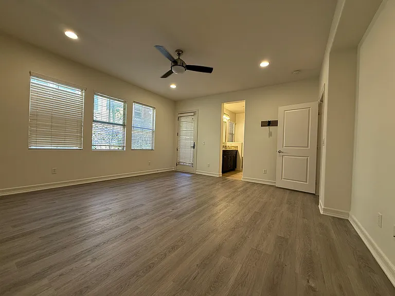 8530 Old Stonefield Chase — Photo 8