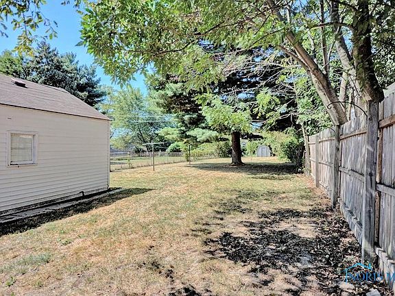 5th image of 570 Apple Ave