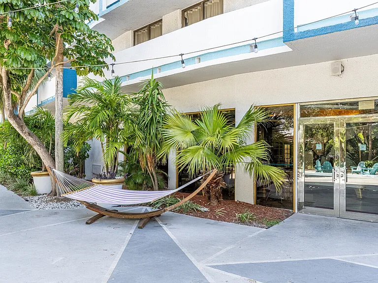 3501 Inverrary Blvd — Photo 15