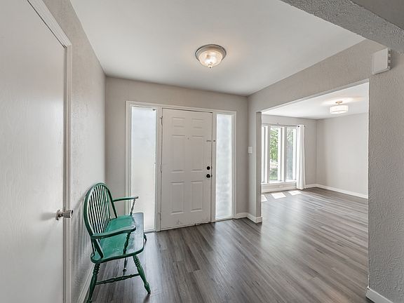5th image of 111 Ashe Bend Dr