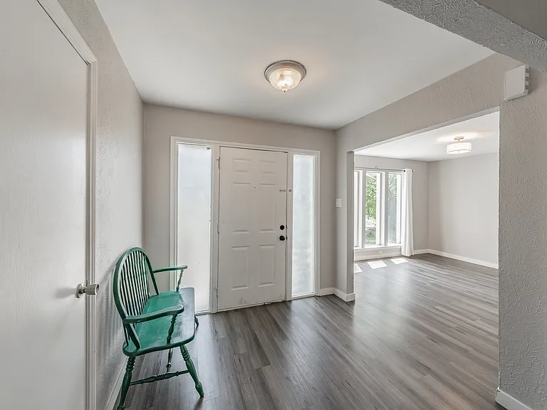 111 Ashe Bend Dr — Photo 5