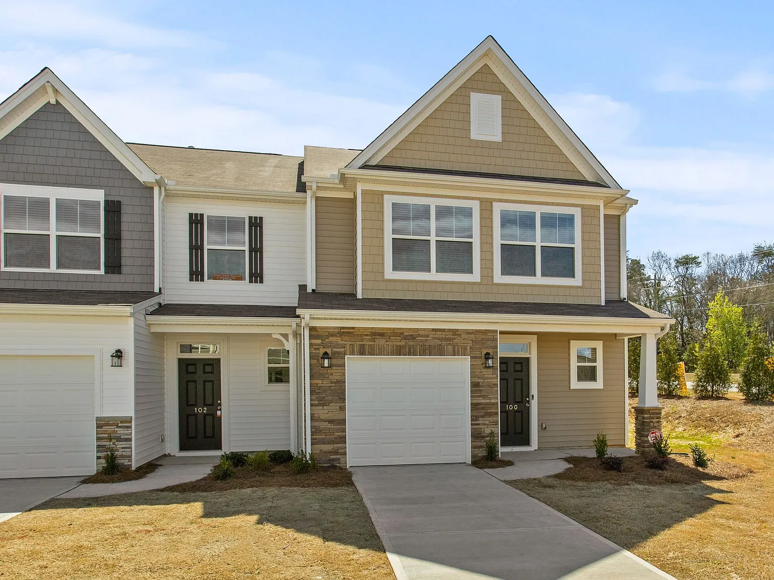 Coming Soon - Beautiful 3 bedroom 2.5 bath Home in Powdersville! — Photo 2