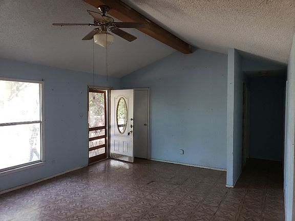 4th image of 177 32nd St W