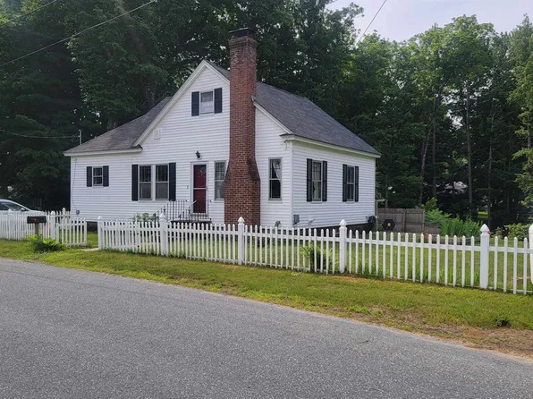 8 Wildwood Avenue, Claremont, NH 03743
