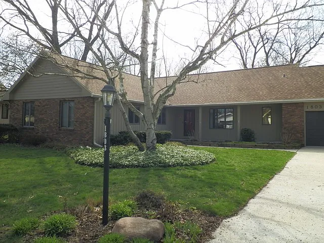 1803 Old Maple Ln photo 1
