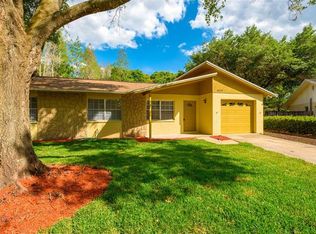 6610 Winding Oak Dr, Tampa, FL 33625