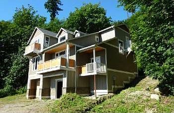 1st image of 2235 NE Castle Dr