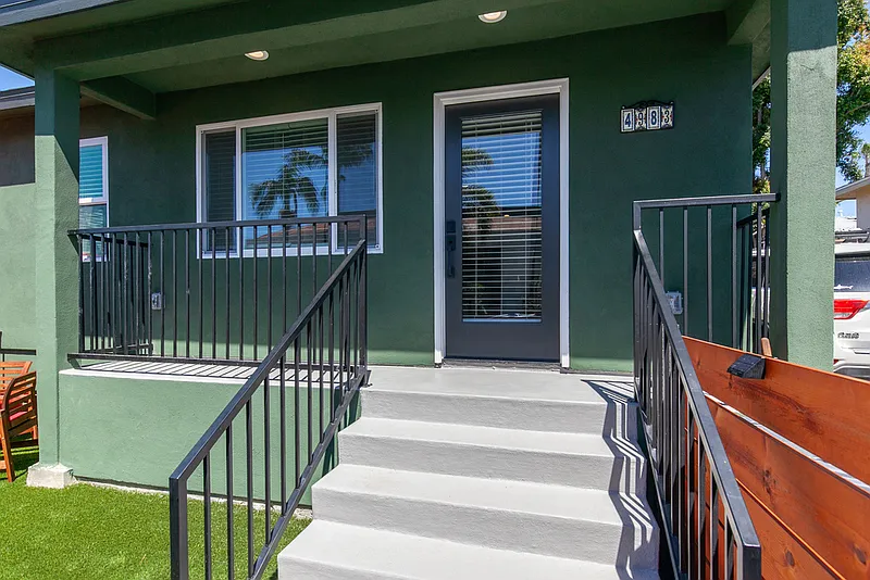 2 bed, 750 sqft, $3,200 — Photo 4