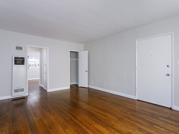 5th image of 217 W Lemon Ave APT 4