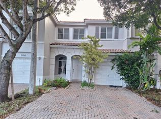 5770 NW 113th Pl, Doral, FL 33178