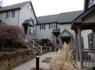 403 Walnut Grove Rd, East Stroudsburg, PA 18301