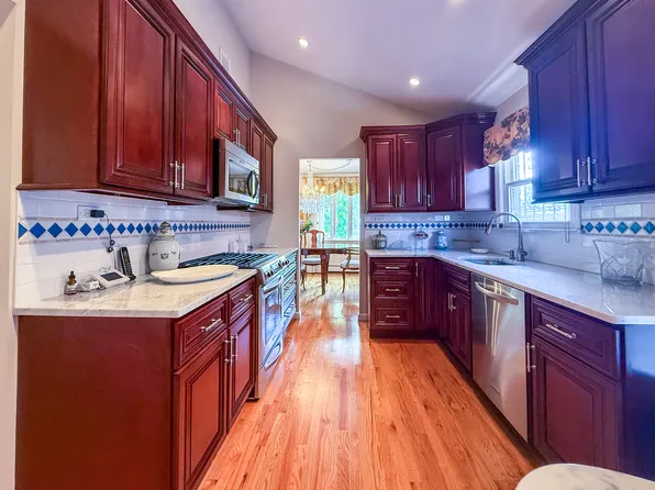 138-35 11th Avenue image 18 of 51