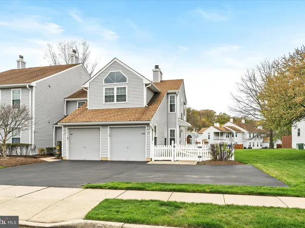 349 Birch Hollow Dr, Bordentown, NJ 08505