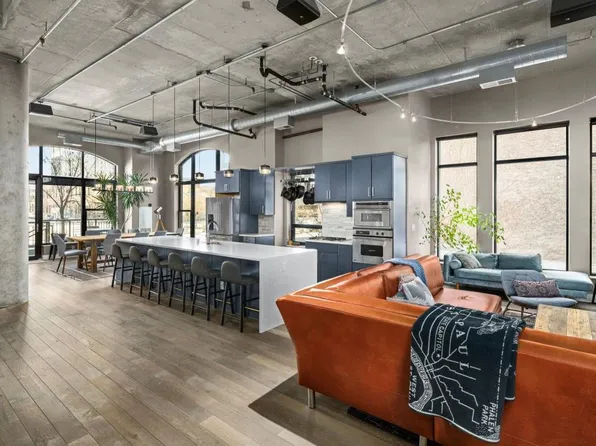 100 2nd St SE Unit A110, Minneapolis, MN 55413