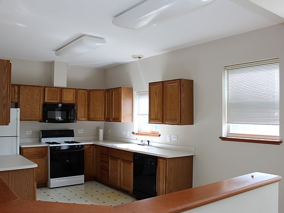 5th image of 3520 Blue Heron Cir