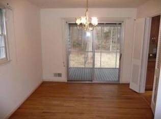 4435 Glen Rose St, Fairfax, VA 22032