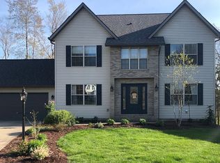 530 Cedarwood Dr, Lexington, OH 44904
