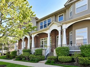 6069 River Bend Dr, Lisle, IL 60532