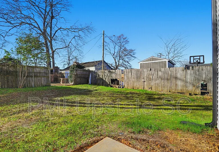 109 Virginia Ave — Photo 20