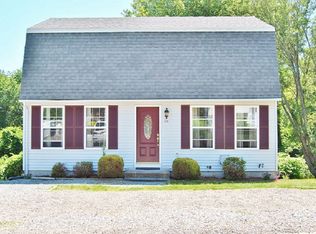 20 Aroostook Trl, Narragansett, RI 02882