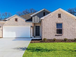 119 Kylie Dr, Cleburne, TX 76031