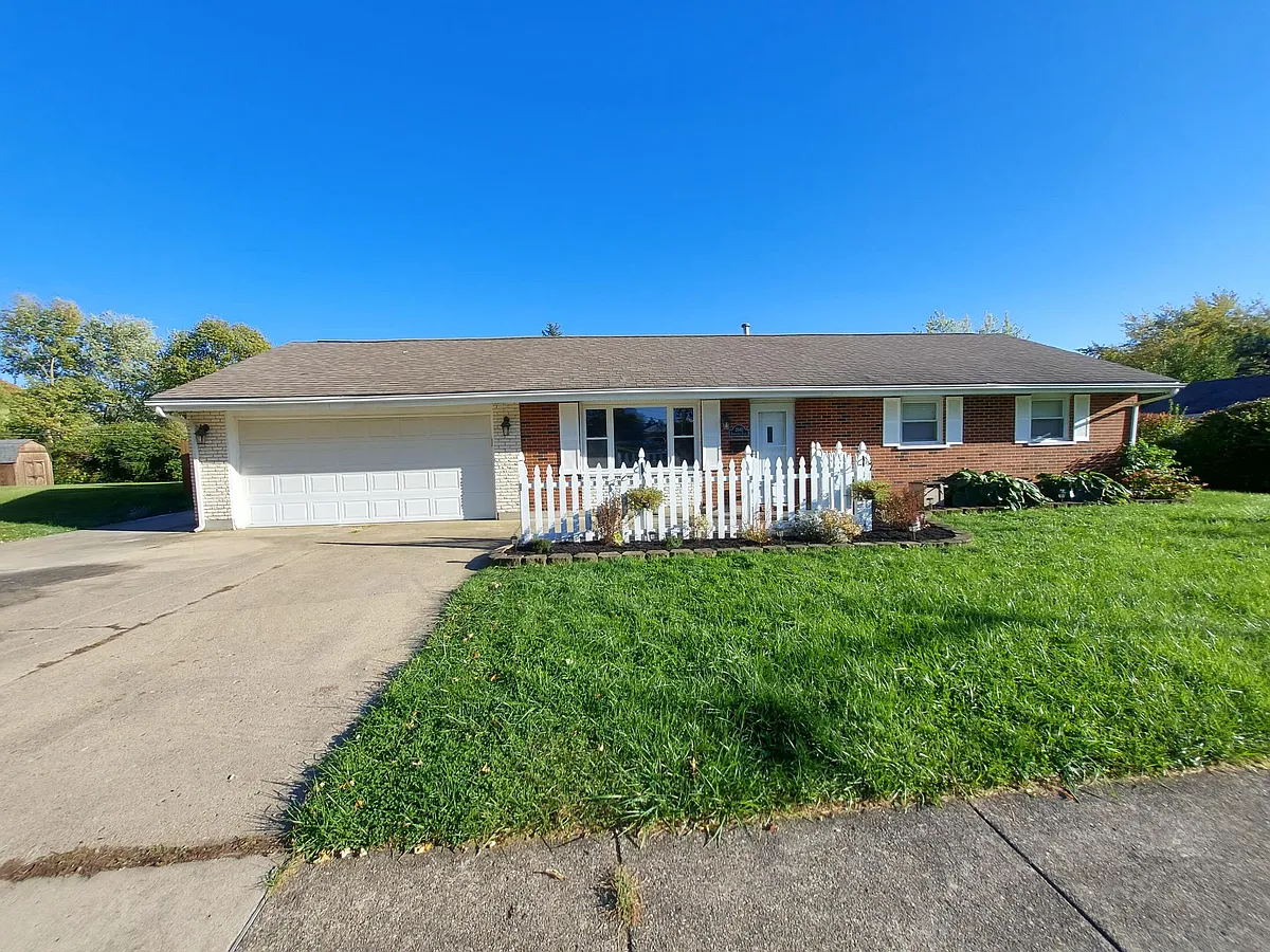 Building Photo - 2840 Powhattan Pl
